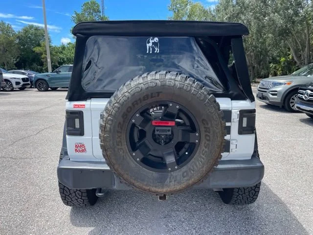 Used 2018 Bright White Clearcoat Jeep Sport image 3