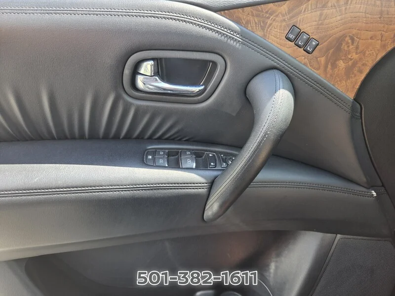 Used 2024 Blue Pearl NISSAN 4X2 SL image 29