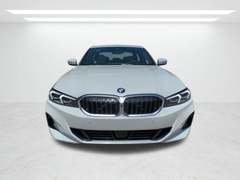 New 2026 Mineral White Metallic BMW 330i image 9