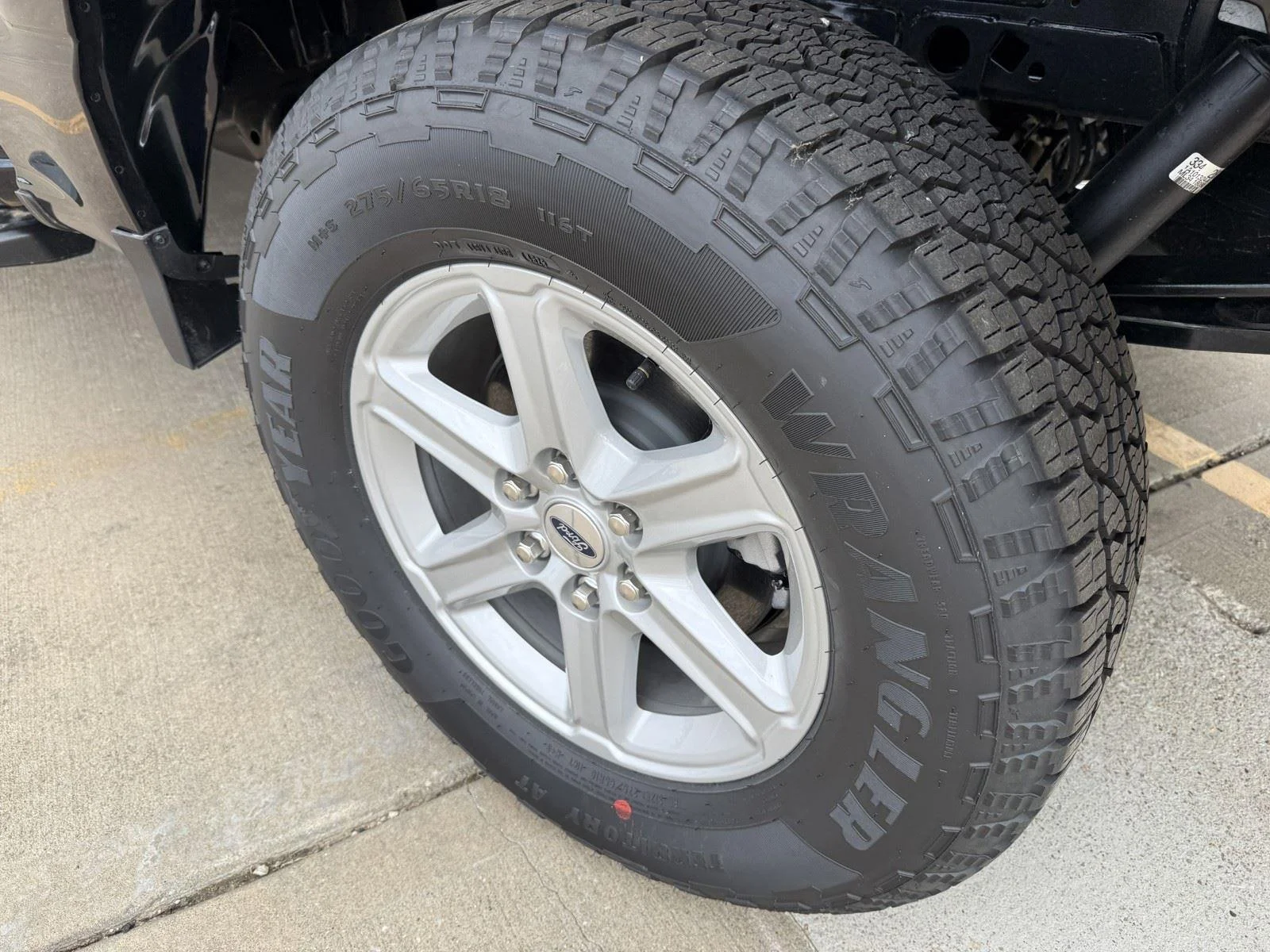 New 2026 Agate Black Ford XLT image 6