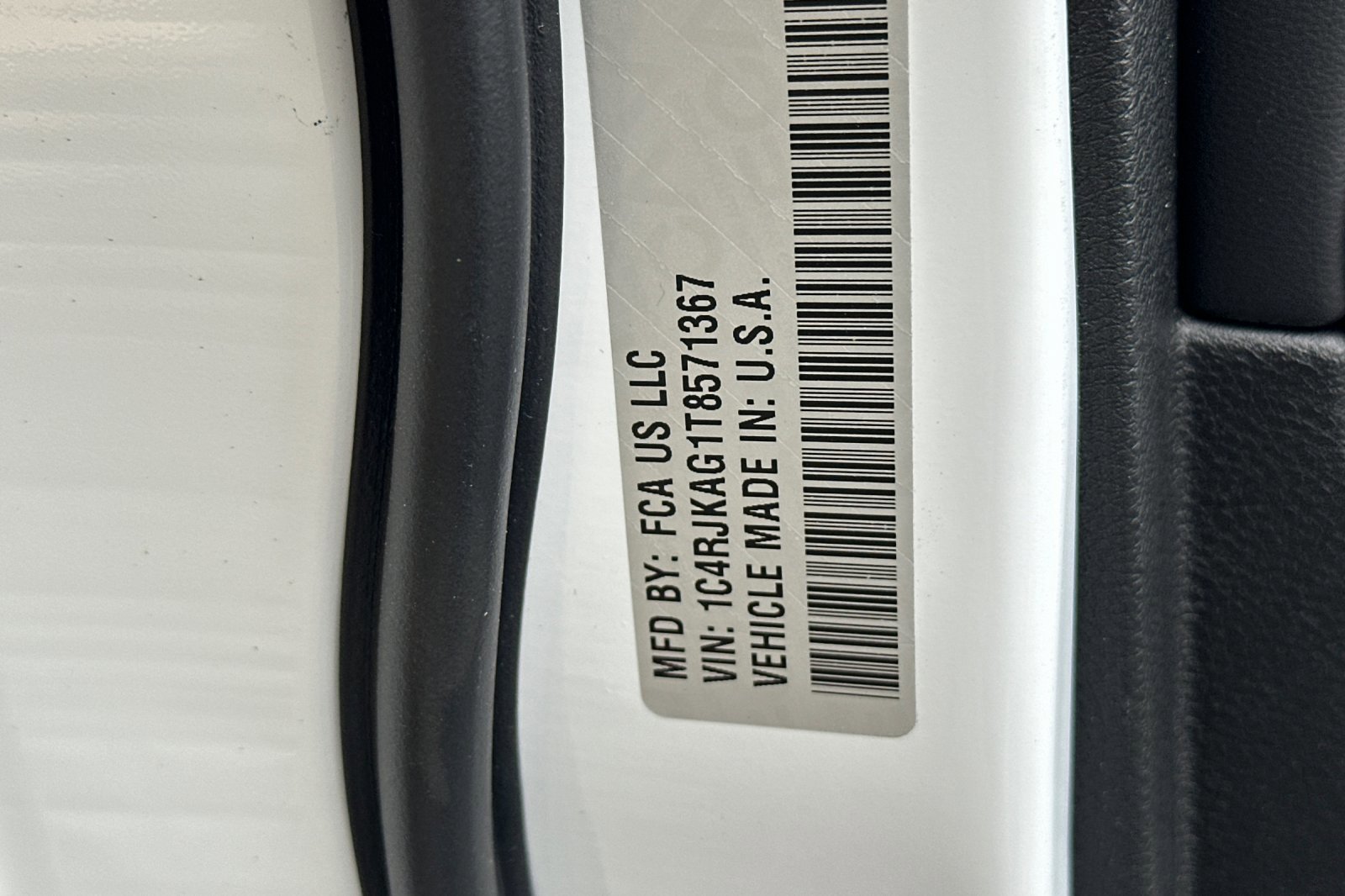 New 2026 Bright White Clearcoat Jeep Laredo X image 29
