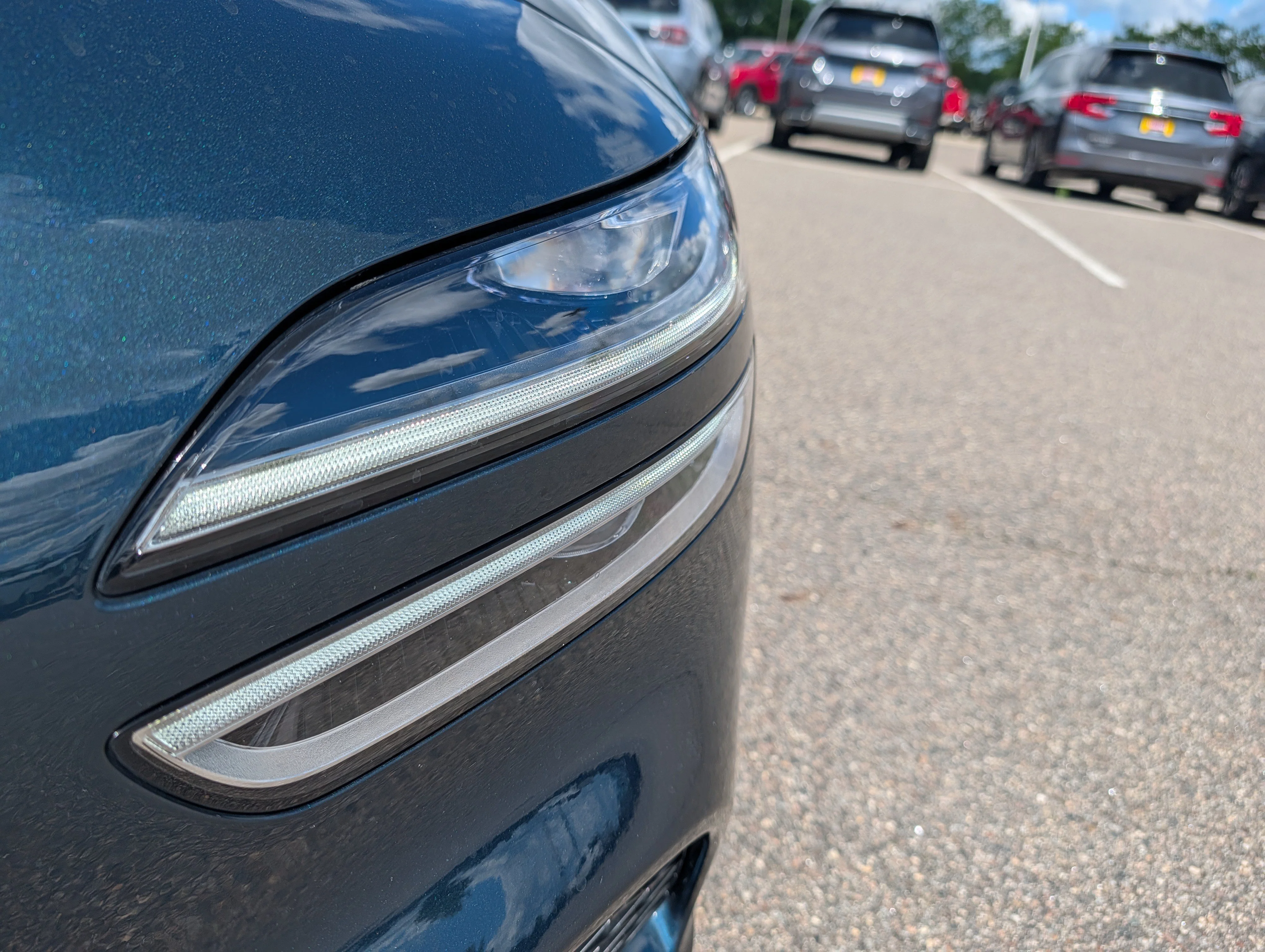 Used 2024 Tasman Blue Genesis 2.5T image 16