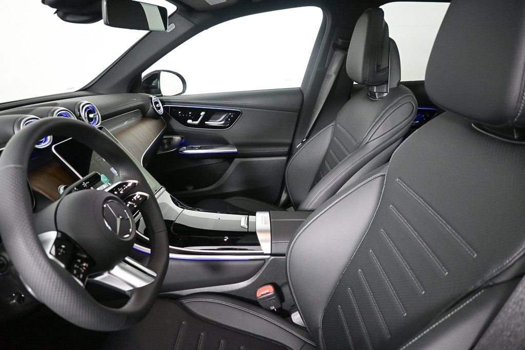 2025 Mercedes-Benz GLC Base - Photo 7