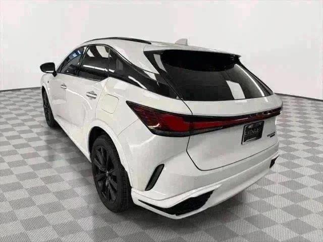 2023 Lexus RX Hybrid 500h - Photo 11