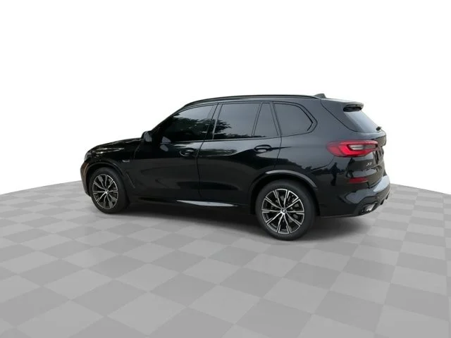 Used 2022 Black Sapphire Metallic BMW xDrive45e image 6