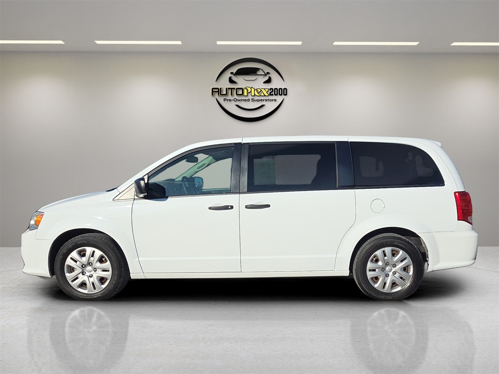 2019 Dodge Grand Caravan SE photo 4