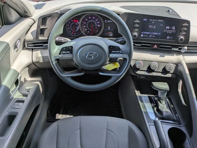 Certified Used 2022 Scarlet Red Hyundai SE image 15
