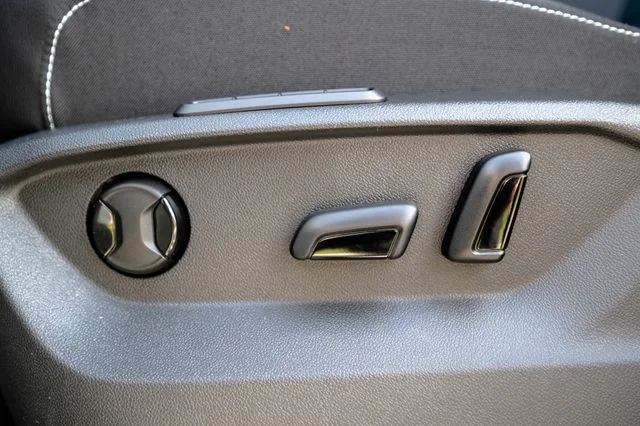 New 2026 Gray Volkswagen 2.0T SEL image 19