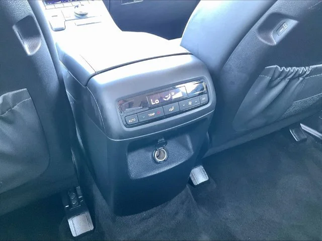 Used 2024 Silver Hyundai SEL image 13
