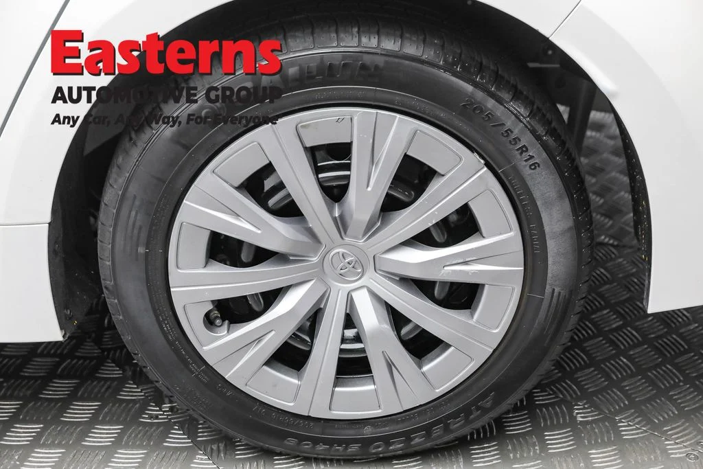Used 2023 White Toyota LE image 8
