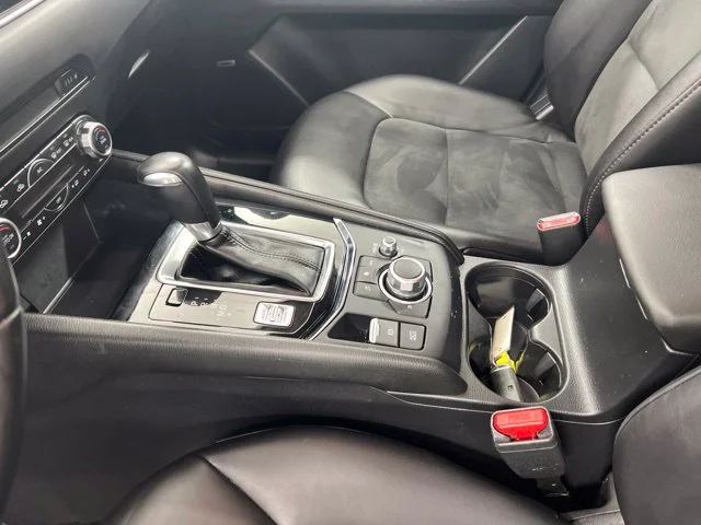 Used 2018 Blue Mazda Touring image 15