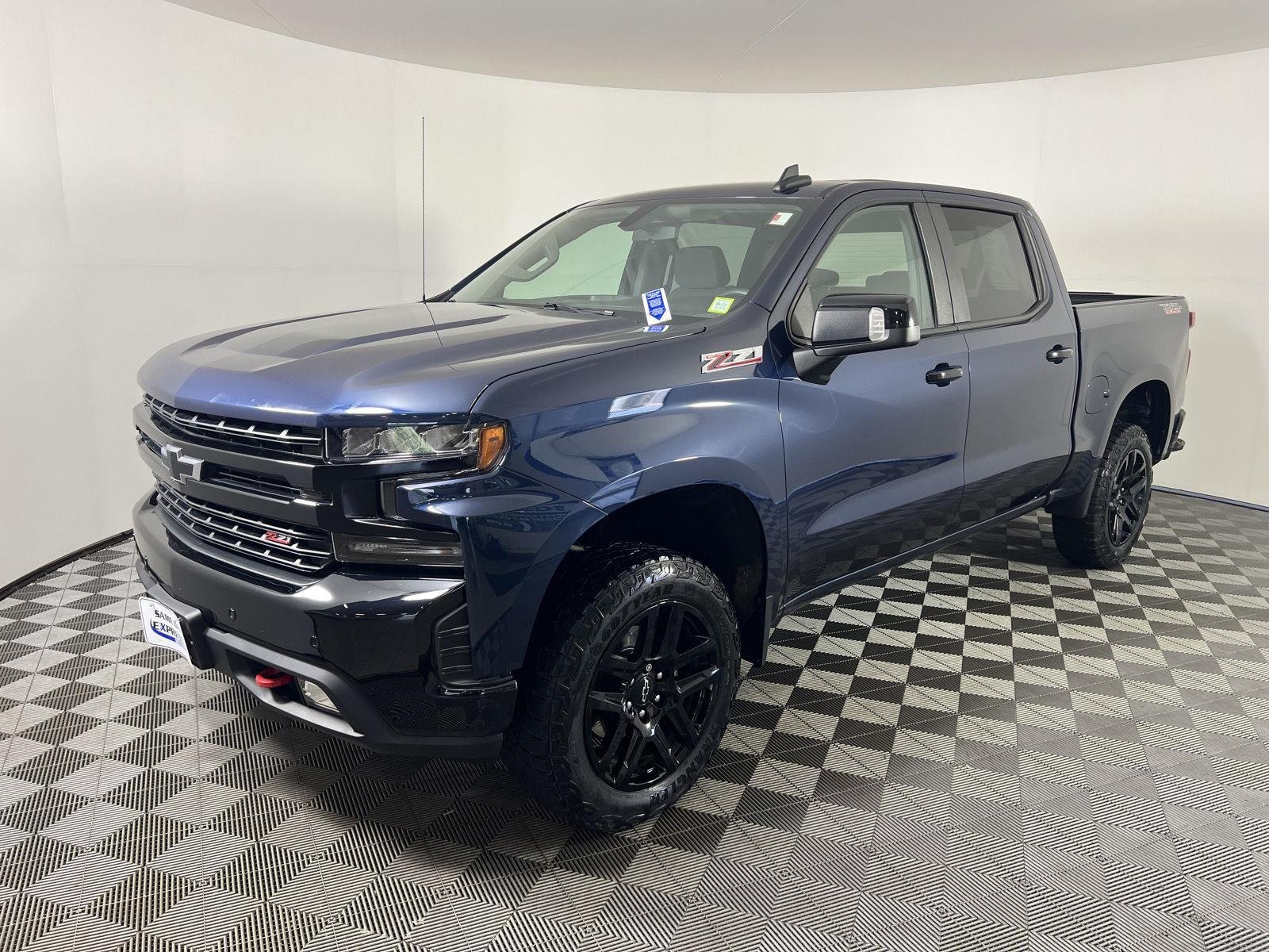 Used 2022 Northsky Blue Metallic Chevrolet LT Trail Boss image 26