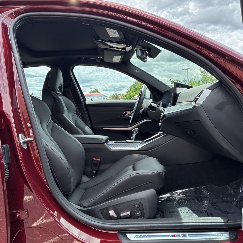 Used 2023 Red Metallic BMW Competition image 9