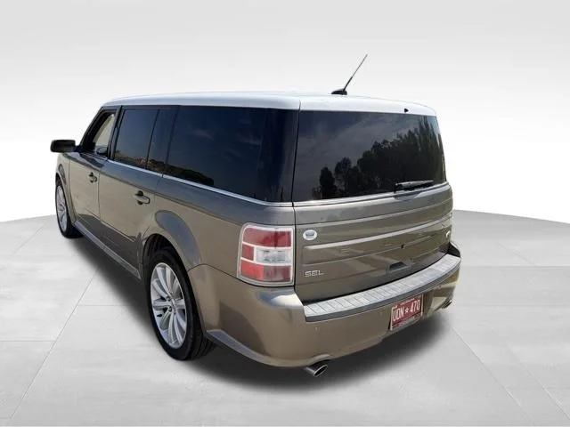 Used 2014 Gray Ford SEL image 5