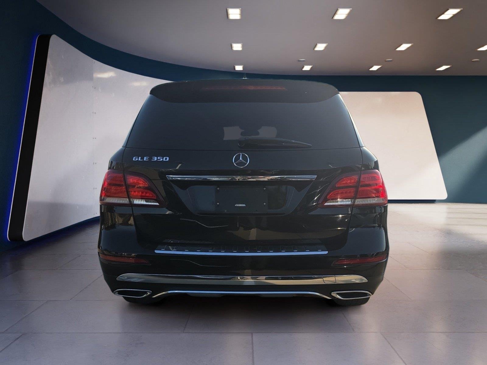Used 2018 Black Mercedes-Benz GLE 350 image 4