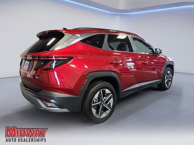 Used 2025 Red Hyundai SEL Convenience image 5