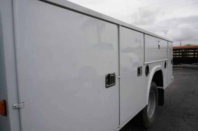 New 2024 Summit White Chevrolet Work Truck image 15