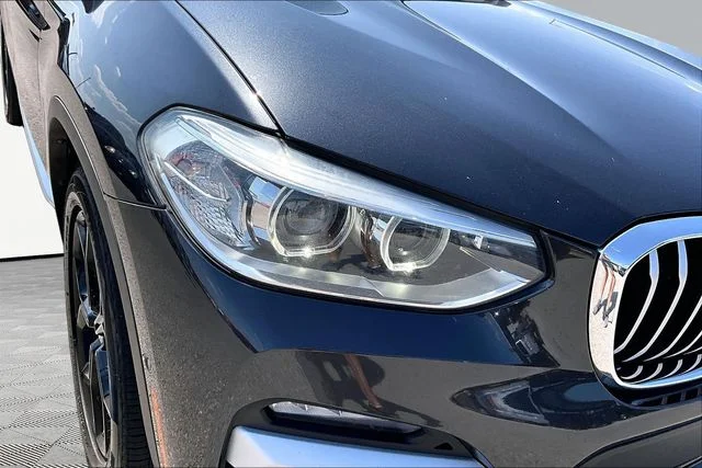 Used 2020 Gray BMW xDrive30i image 31
