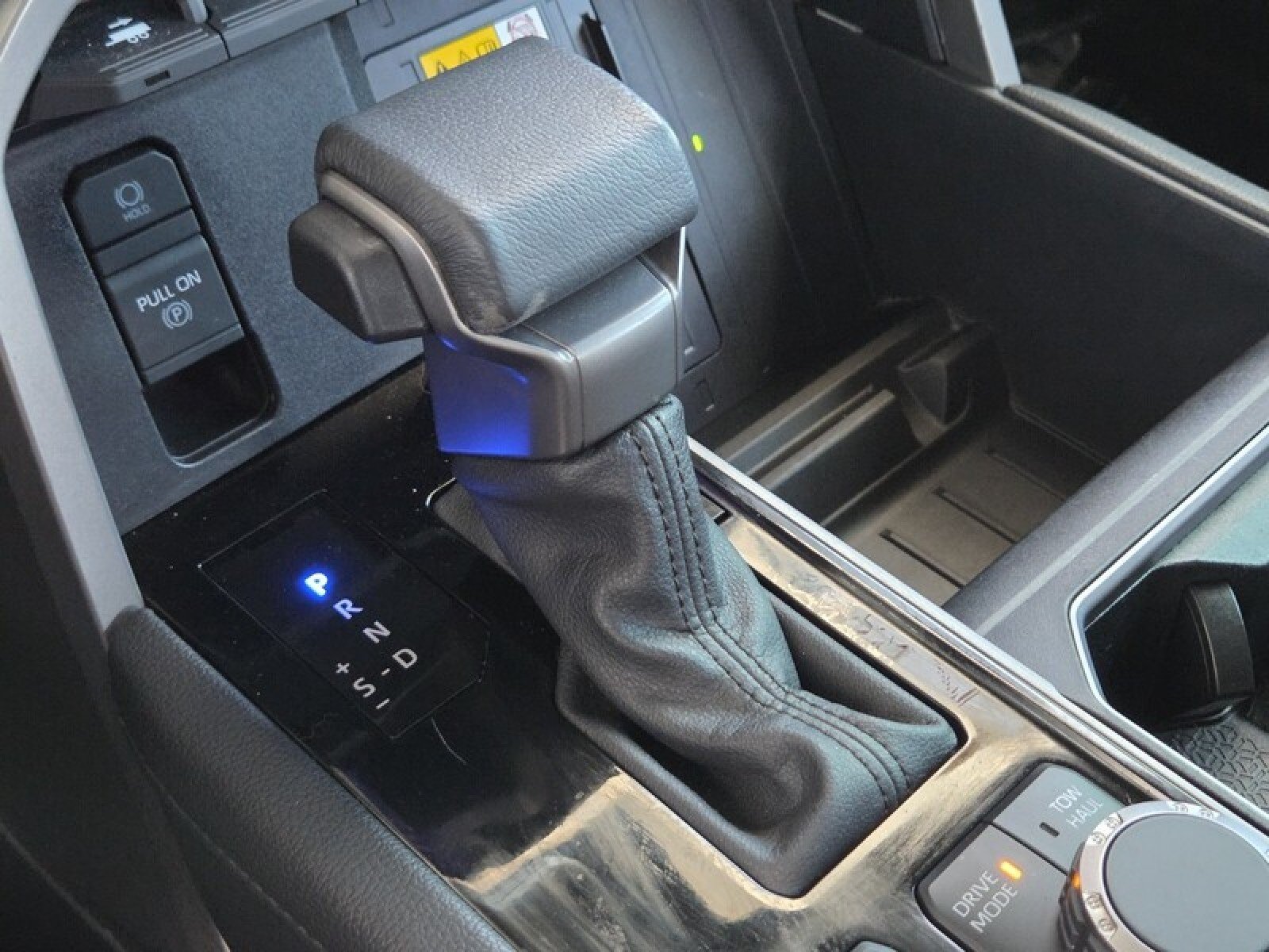 Used 2024 GRAY Toyota Limited image 32