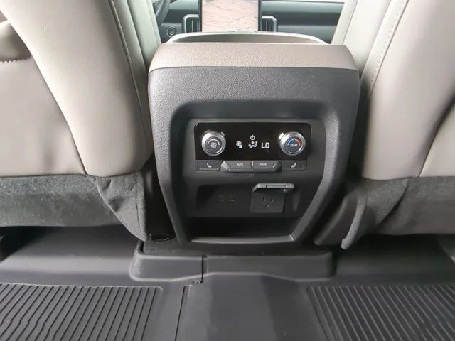 2026 GMC Acadia Elevation - Photo 25