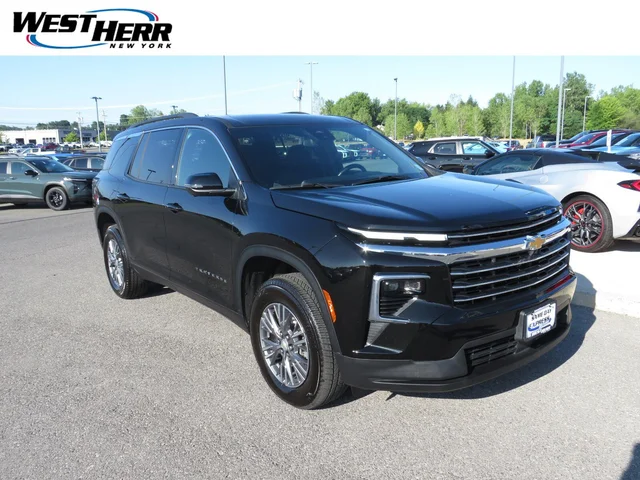 2025 Chevrolet Traverse AWD LT
