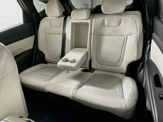 New 2026 Hyundai TUCSON HYBRID SEL
