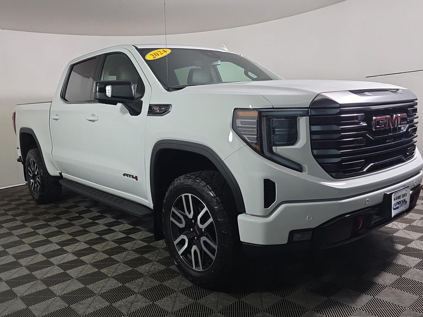 Used 2024 Summit White GMC AT4 image 9