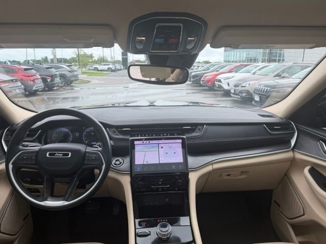 Used 2022 Gray Jeep Limited image 22