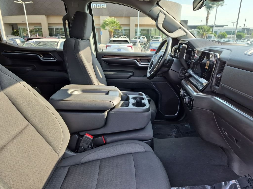 2023 Chevrolet Silverado 1500 LT - Photo 31