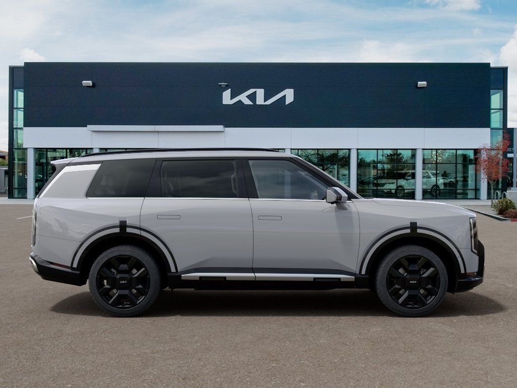 New 2027 Gray Kia SX Prestige image 7