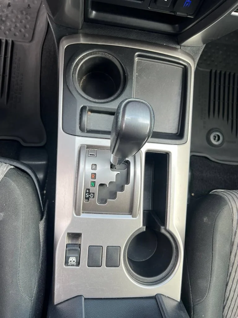 Used 2024  Toyota SR5 image 16