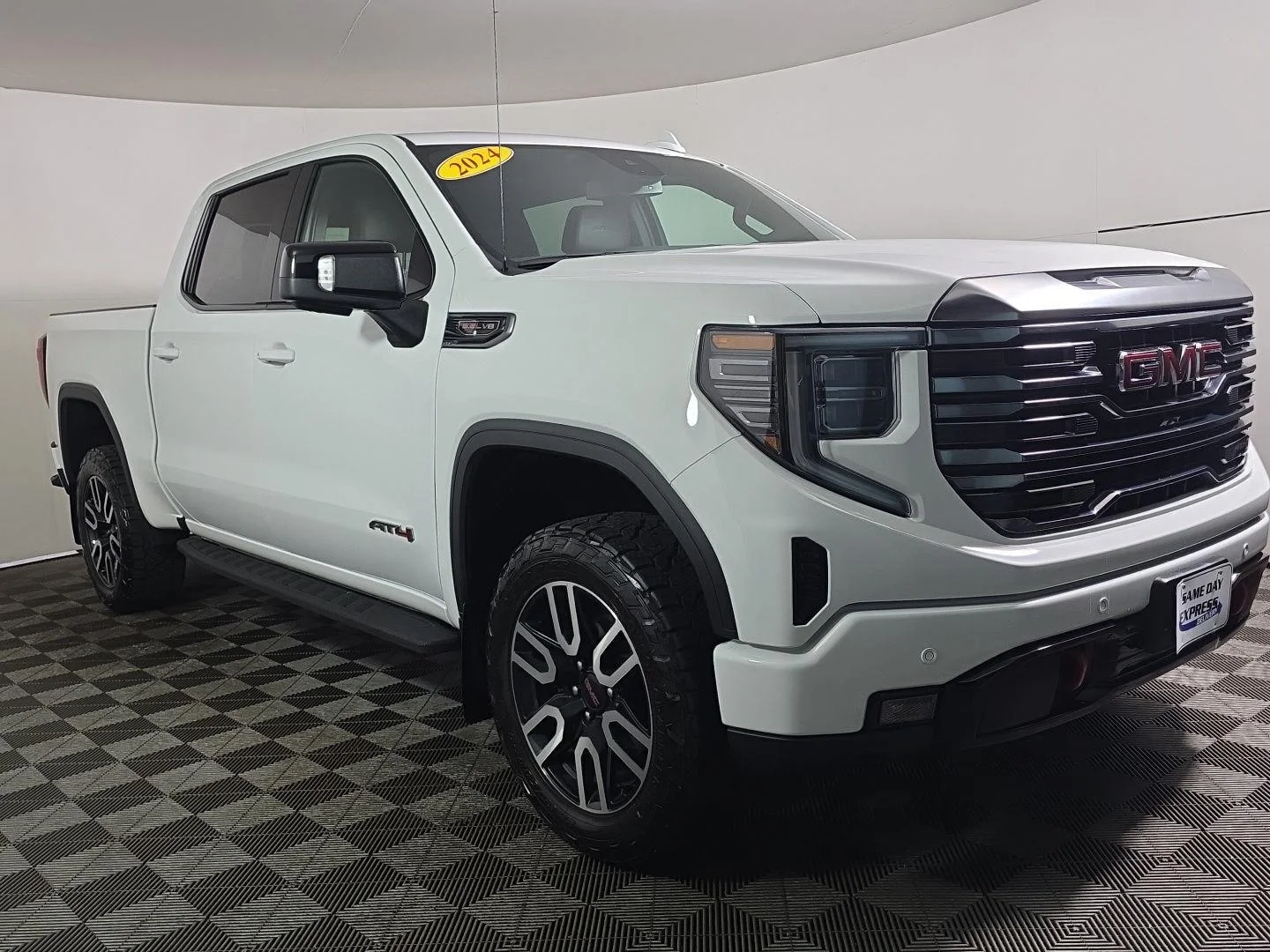 Used 2024 Summit White GMC AT4 image 9