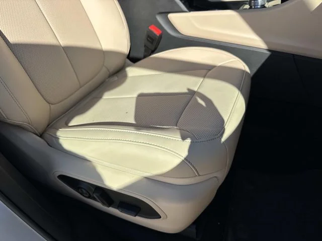 New 2025 Silver Jeep Limited image 14