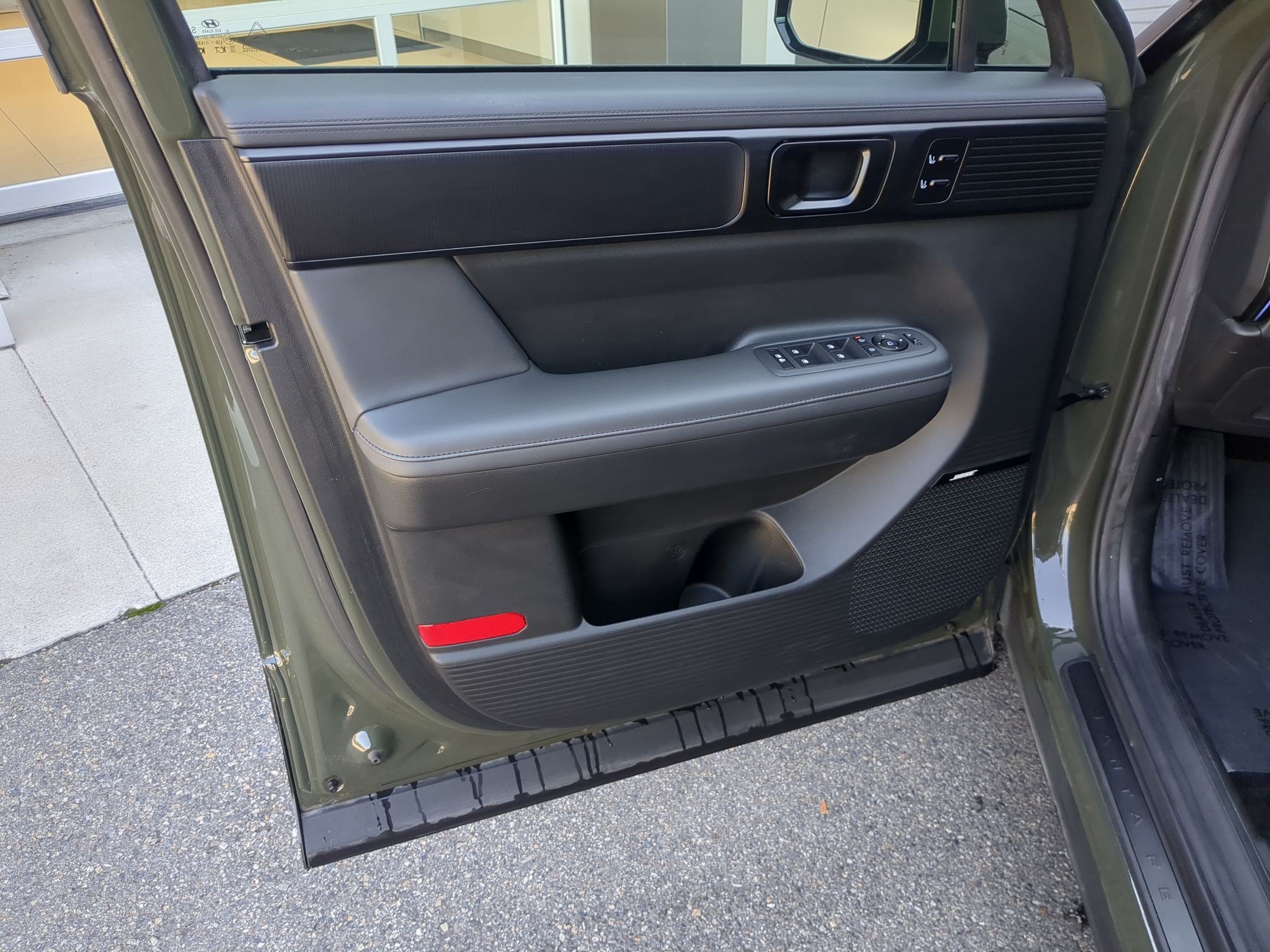 Used 2024 Rockwood Green Hyundai Calligraphy image 12