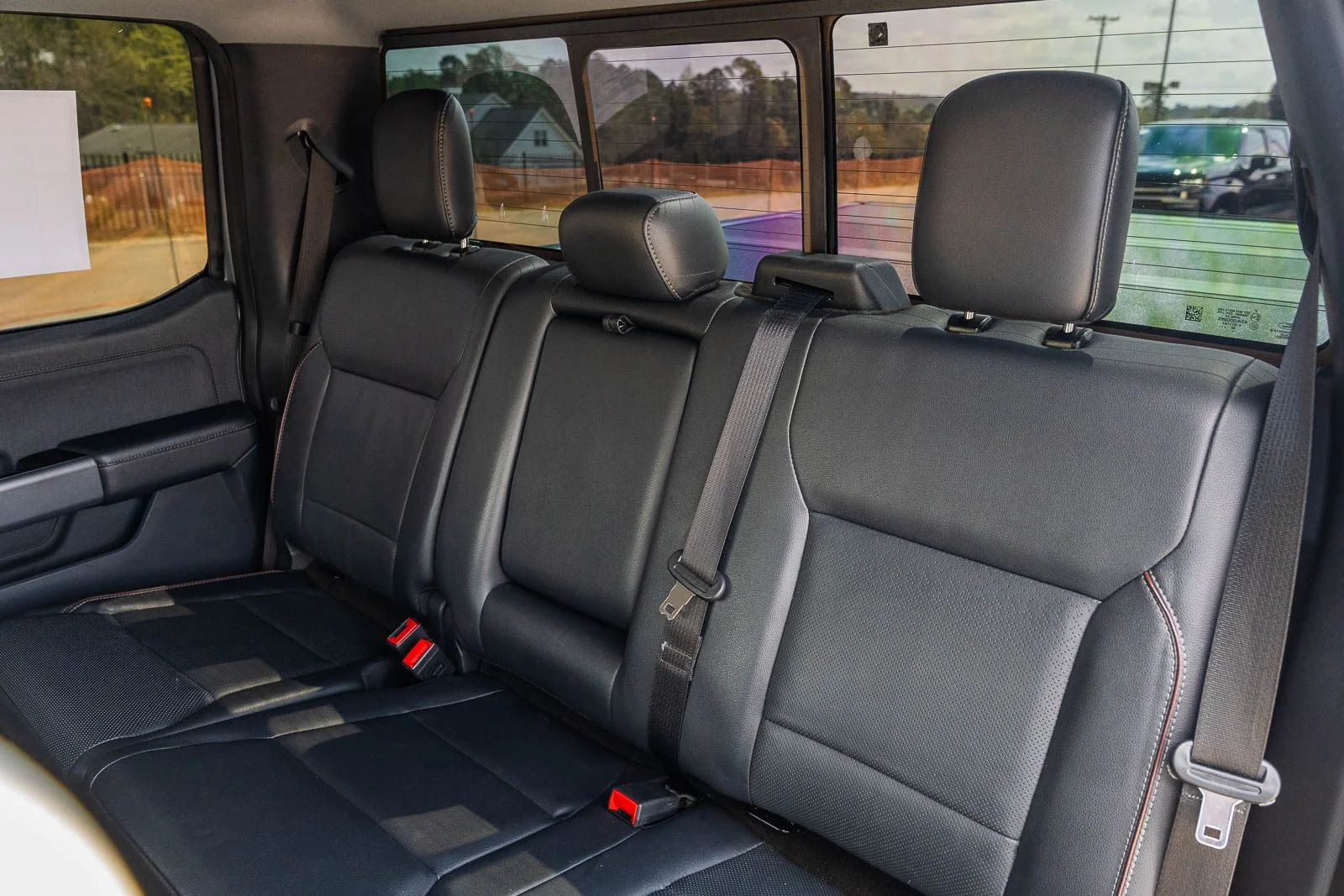 Used 2023 Silver Ford Lariat image 20