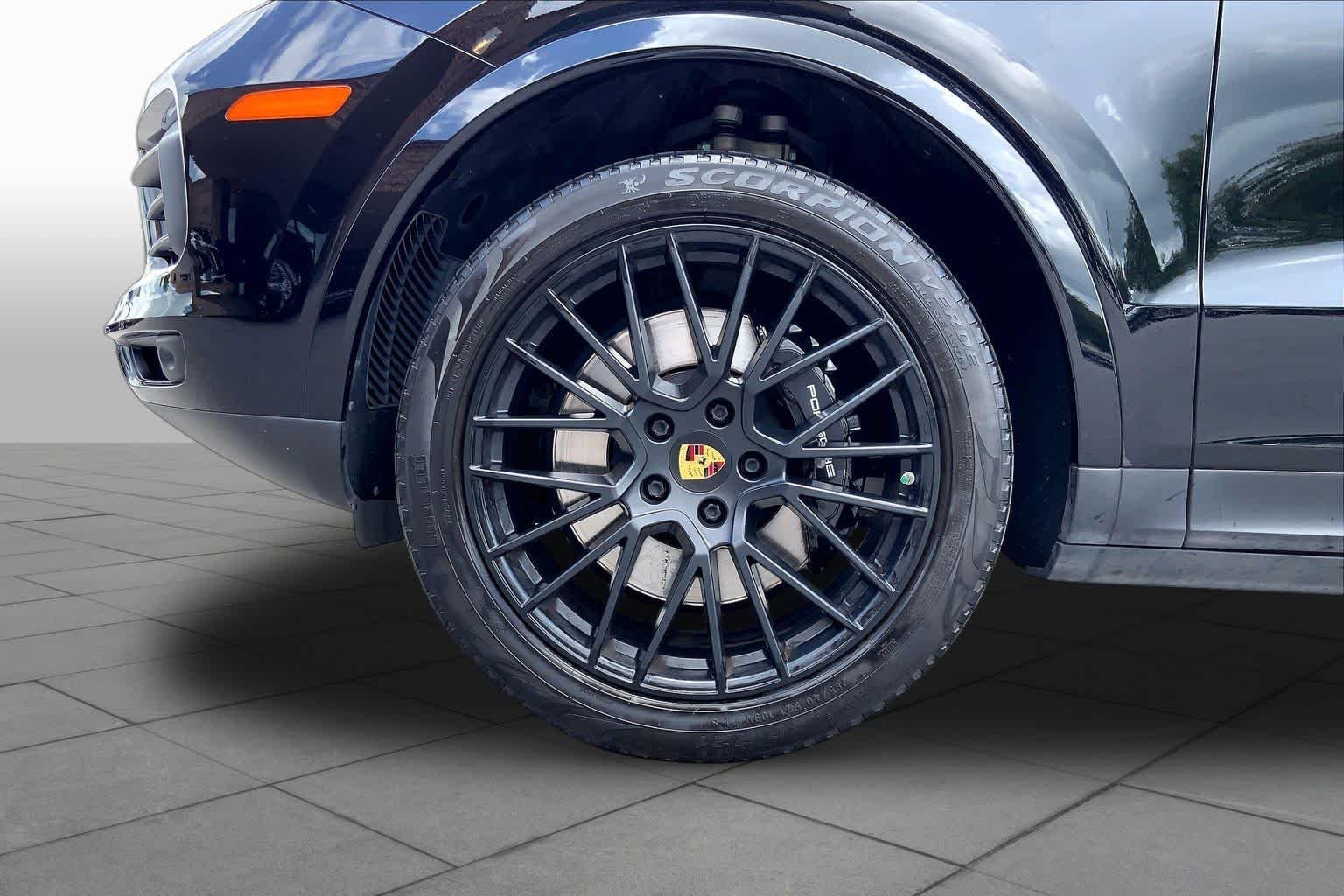 Used 2021 Jet Black Metallic Porsche  image 10