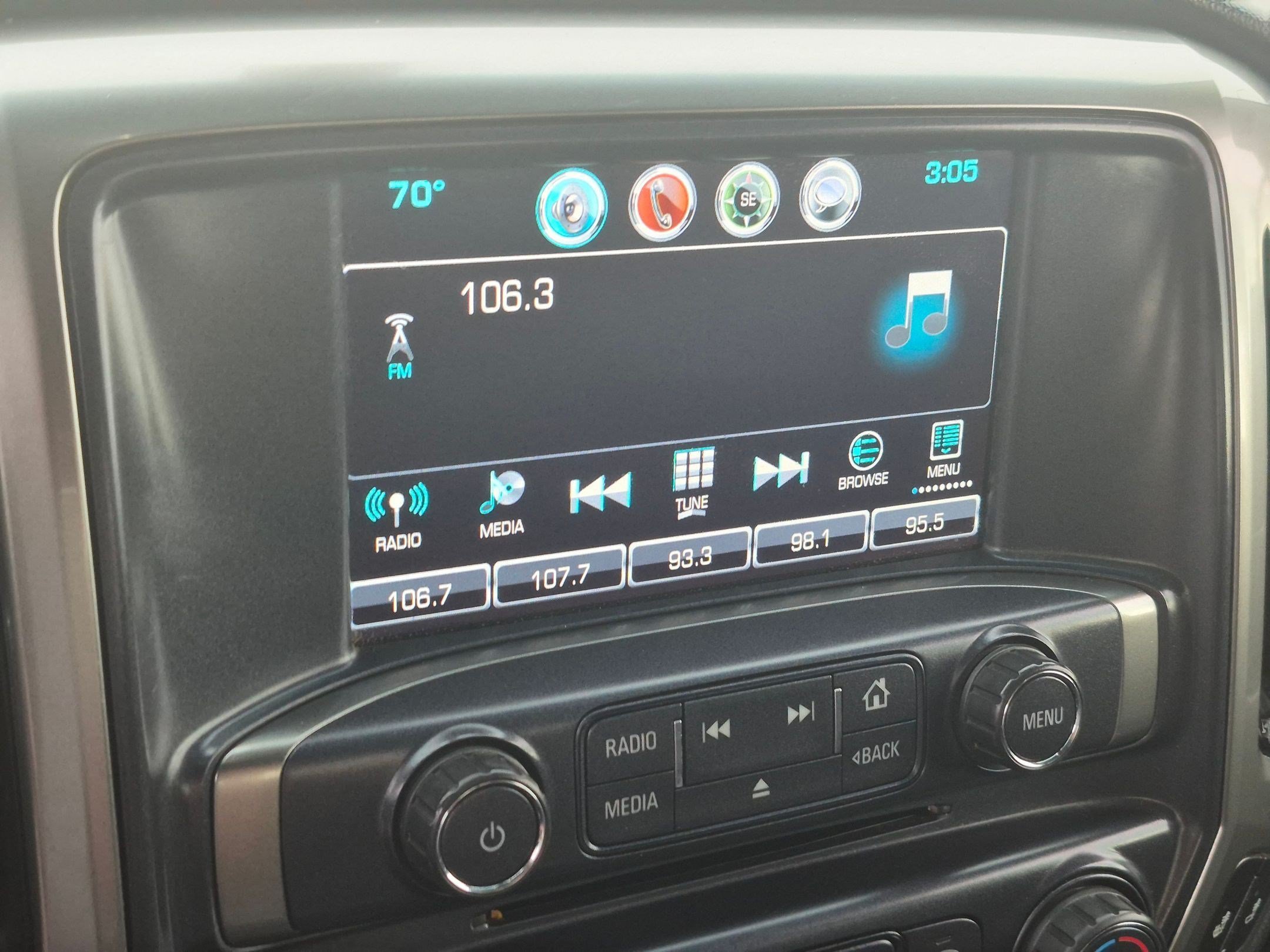 Used 2018 Silver Chevrolet LT image 20