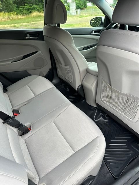Used 2018 Molten Silver Hyundai SEL image 20