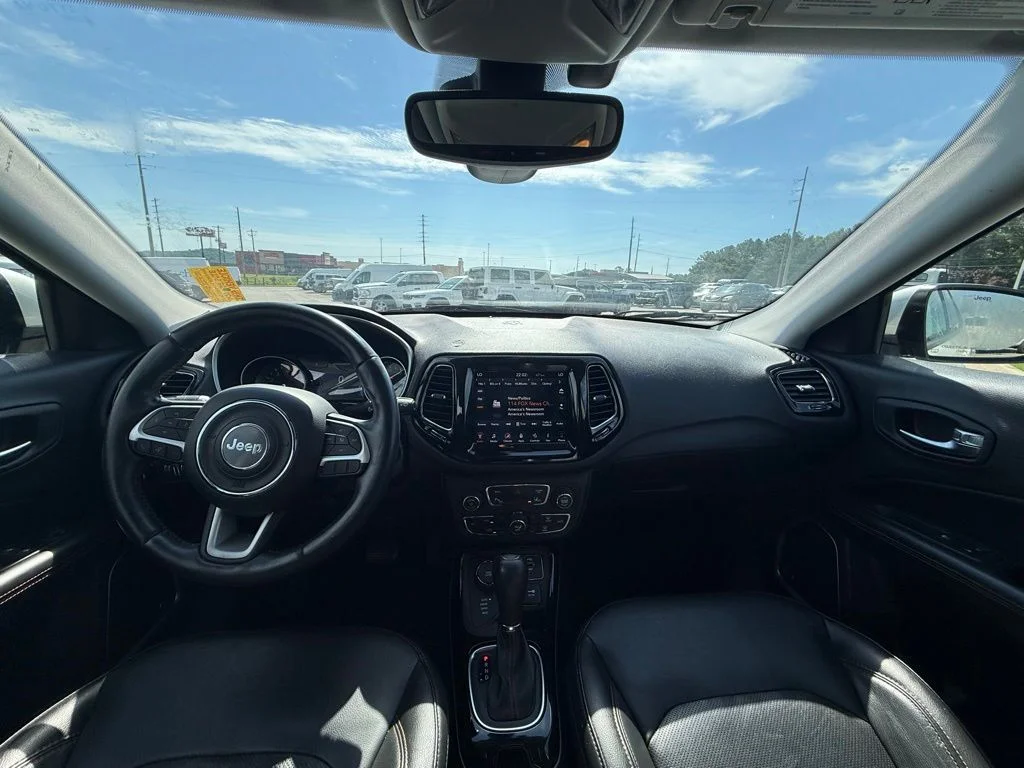 Used 2018 White Jeep Limited image 9