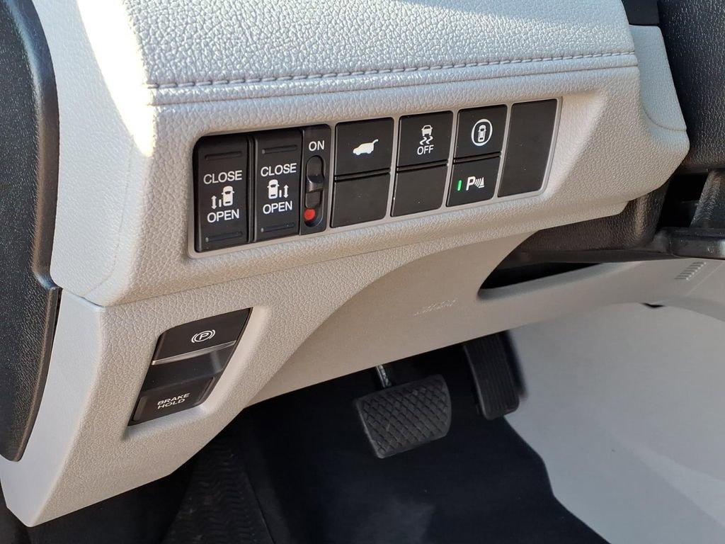 2024 Honda Odyssey Touring - Photo 50