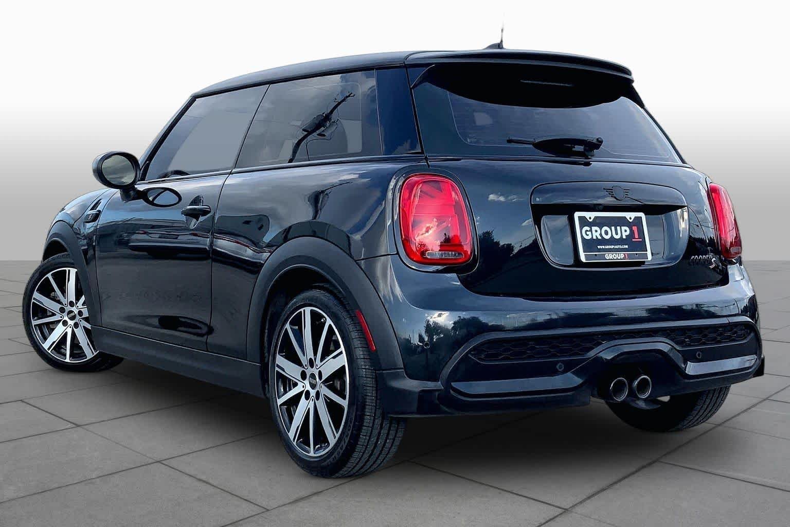 Used 2023 Midnight Black II MINI Cooper S image 12