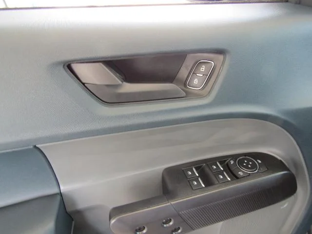 New 2026 Carbonized Gray Metallic Ford XLT image 51