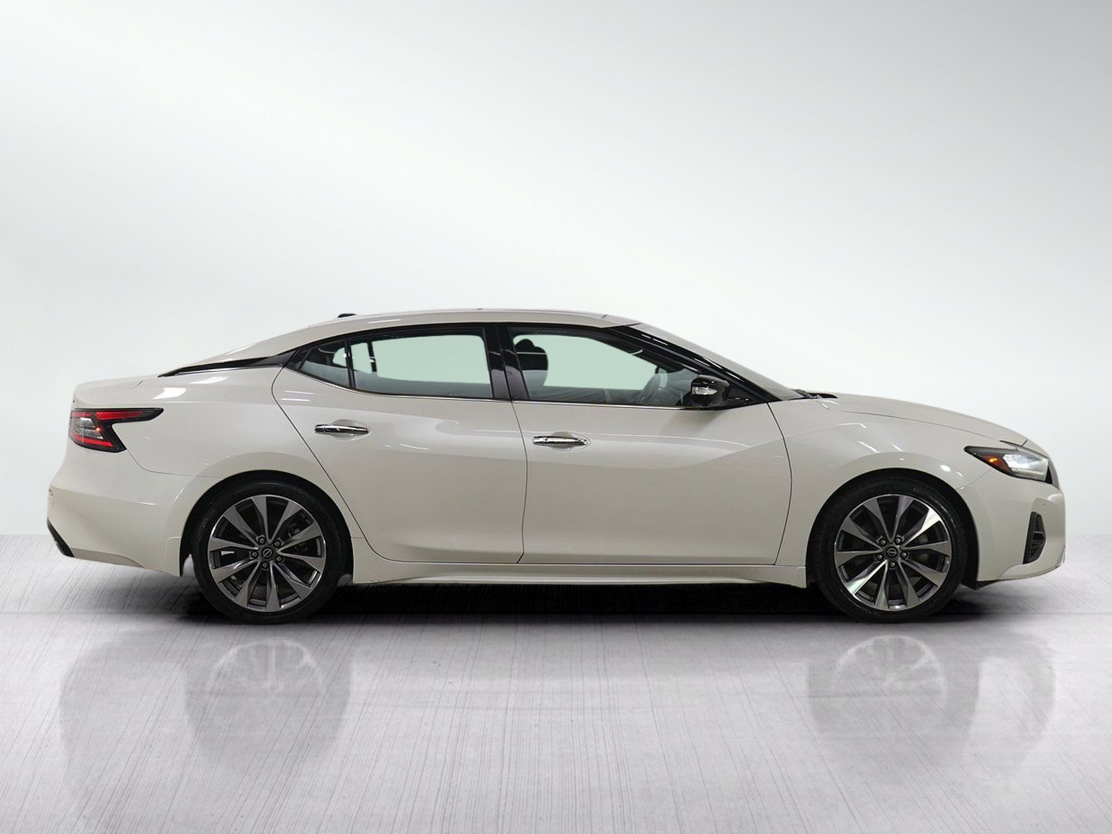 2023 Nissan Maxima Platinum - Photo 6