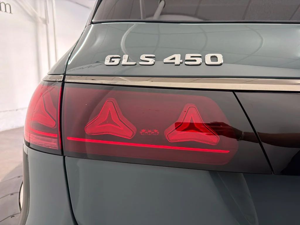 New 2027  Mercedes-Benz GLS 450 image 11