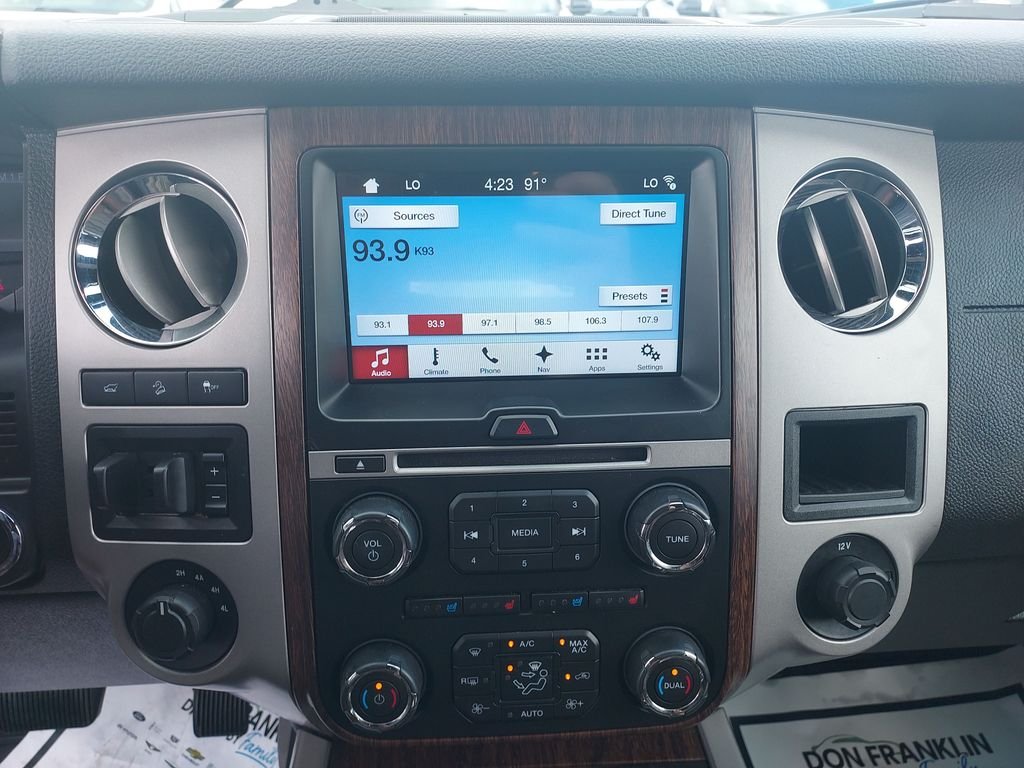 Used 2017 White Ford King Ranch image 21