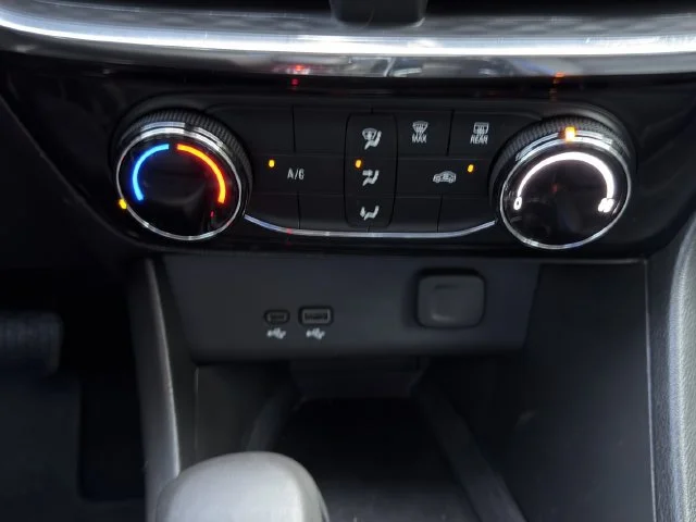 Used 2025 Aquamarine Blue Metallic Buick Sport Touring image 19