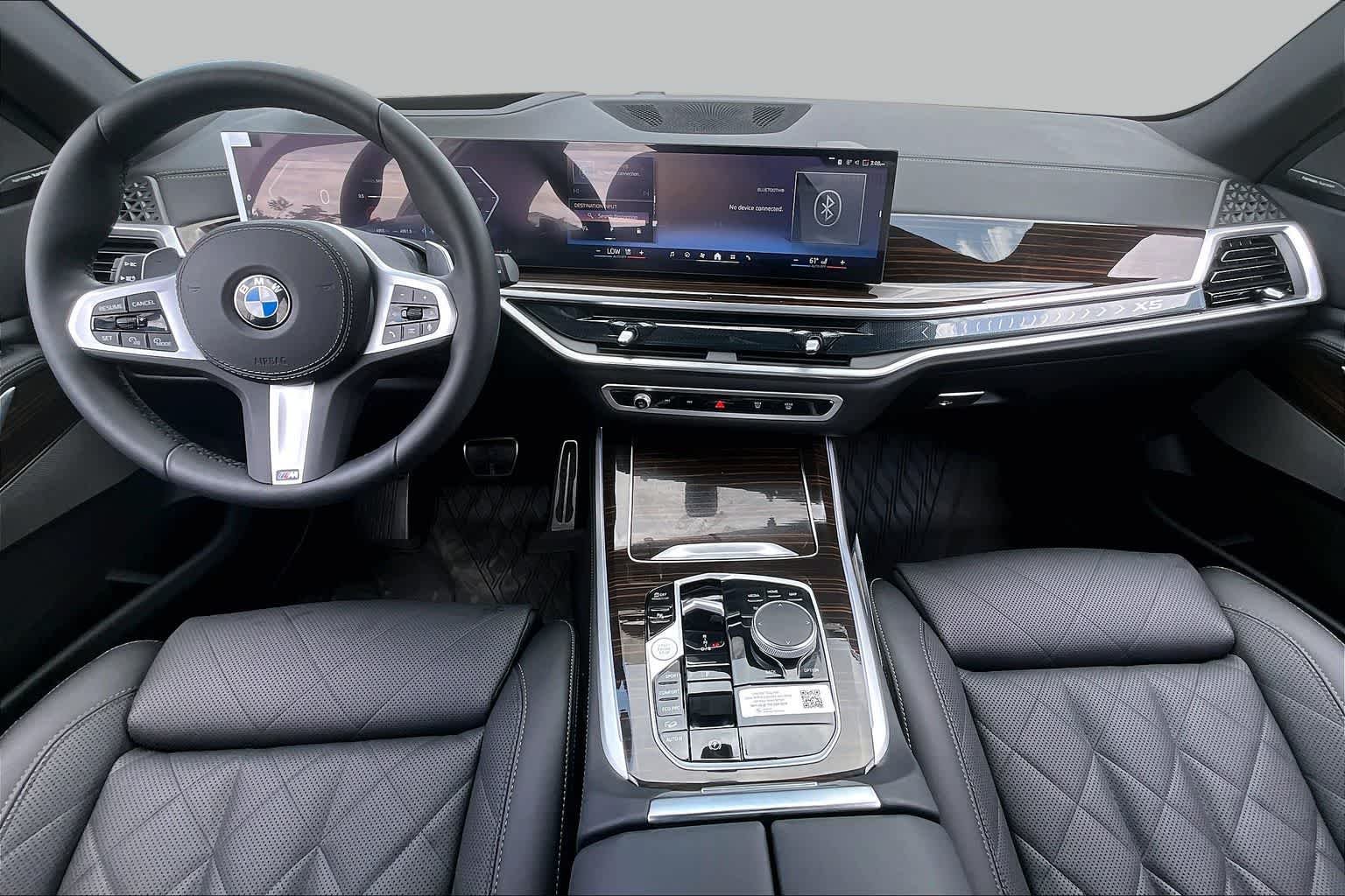 Used 2026 Dravit Grey Metallic BMW xDrive40i image 14