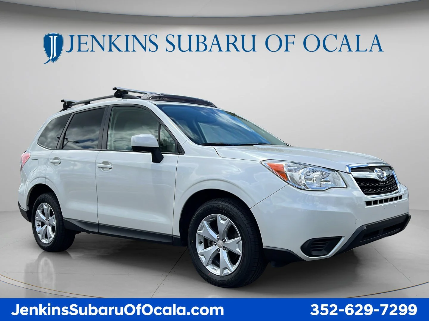 Used 2015 Satin White Pearl Subaru 2.5i Premium image 1