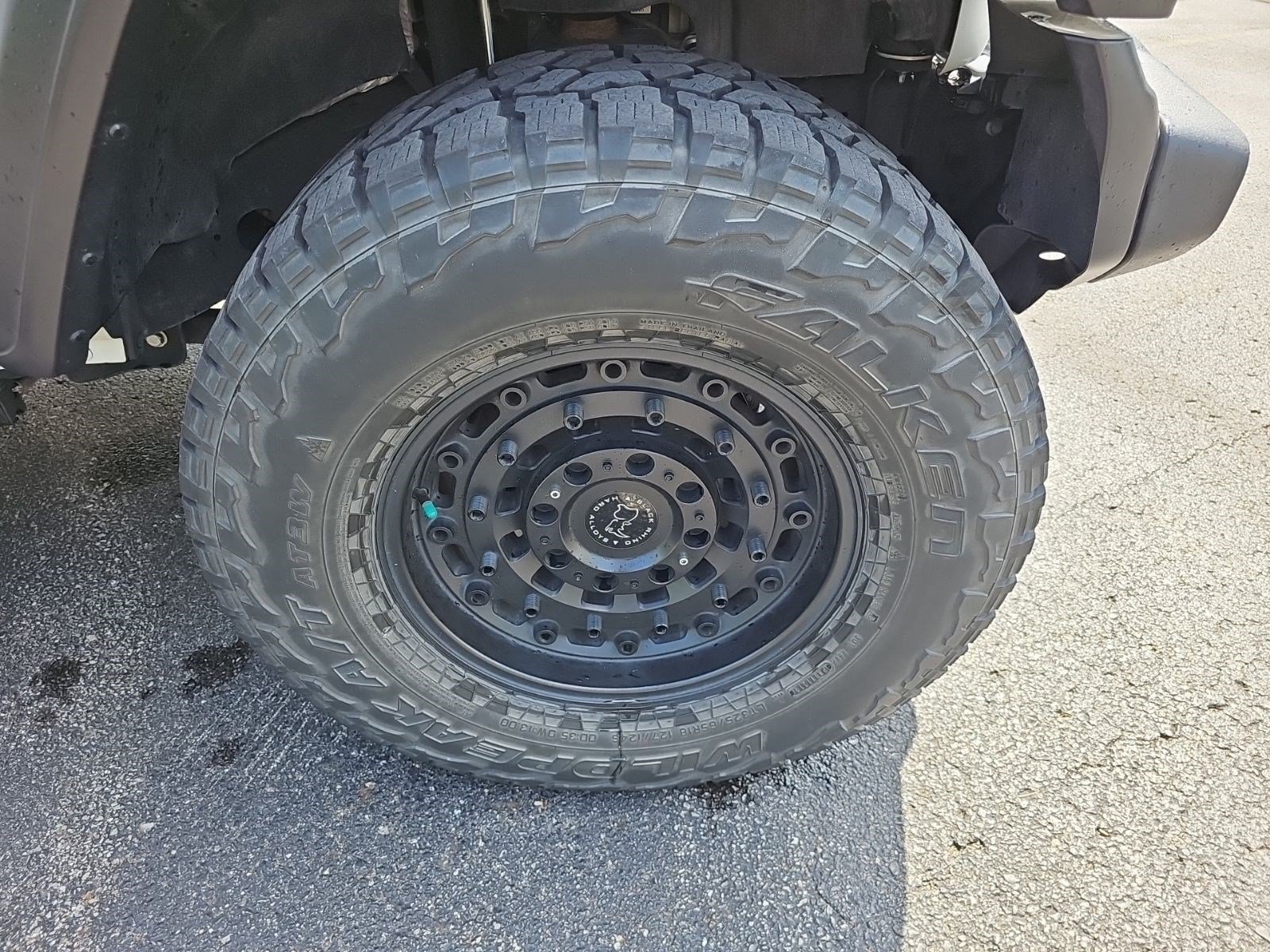 Used 2020 Bright White Clearcoat Jeep Sport S image 8