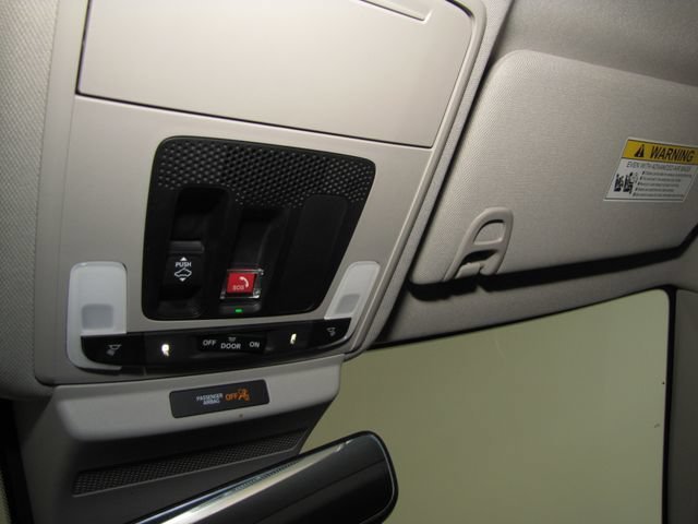 Certified Used 2024 Urban Gray Pearl Honda Touring image 8
